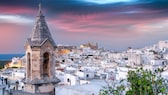 Ostuni in Apulien gilt als die „weiße Stadt“