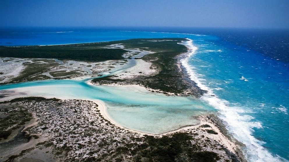 Wer auf der Suche nach einem Reiseziel für einen Badeurlaub im April ist, sollte die Bahamas in Betracht ziehen