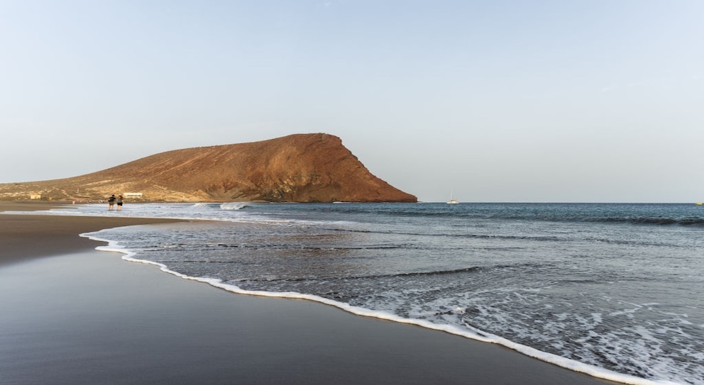 Der Playa de la Tejita zählt zu den schönsten Sandstränden auf Teneriffa