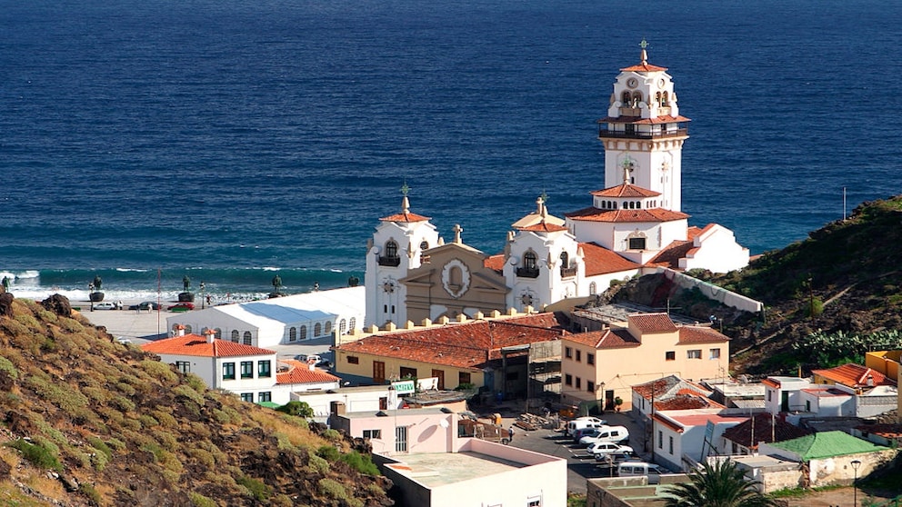 Candelaria befindet sich im Südosten der Insel Teneriffa, nahe der Hauptstadt Santa Cruz