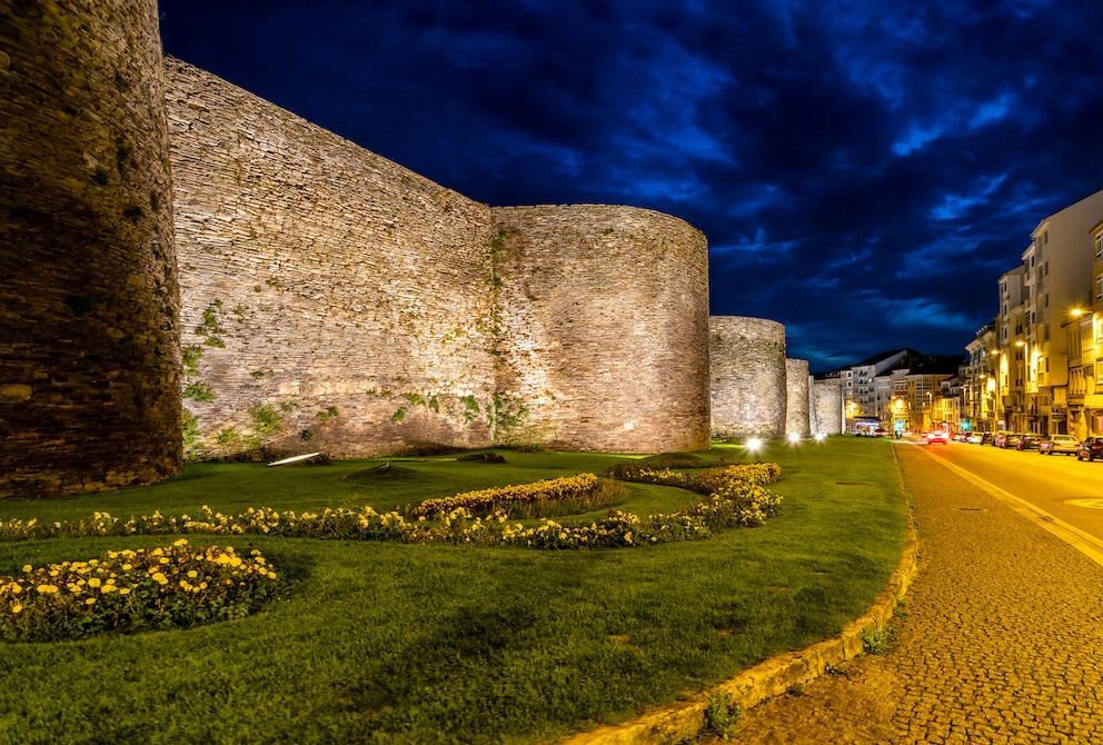 Die Stadtmauer in Lugo ist imposant – auch von außen