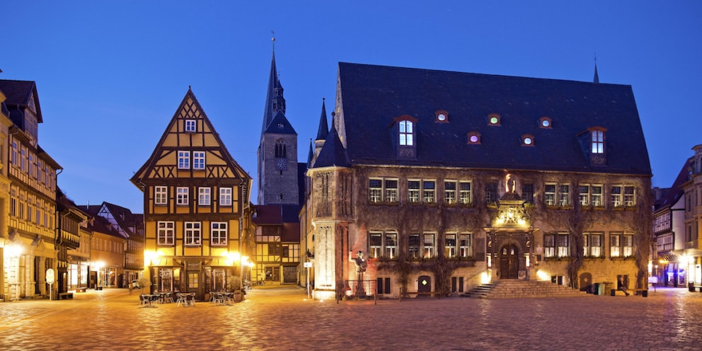 The market with town hall and market church in Quedlinburg in the evening