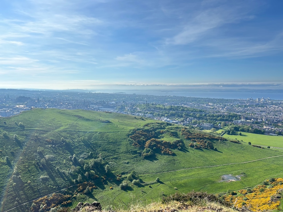 Ausblick vom Arthur's Seat in Edinburgh