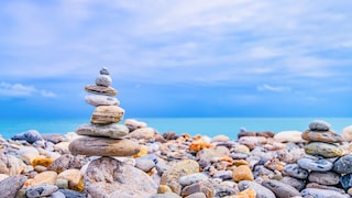 Im Urlaub Steintürme bauen? Nicht unbedingt die beste Idee...