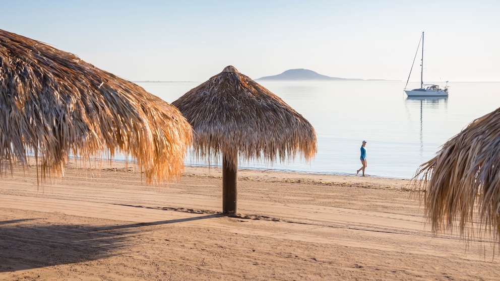 Strand in Loreto, Mexiko