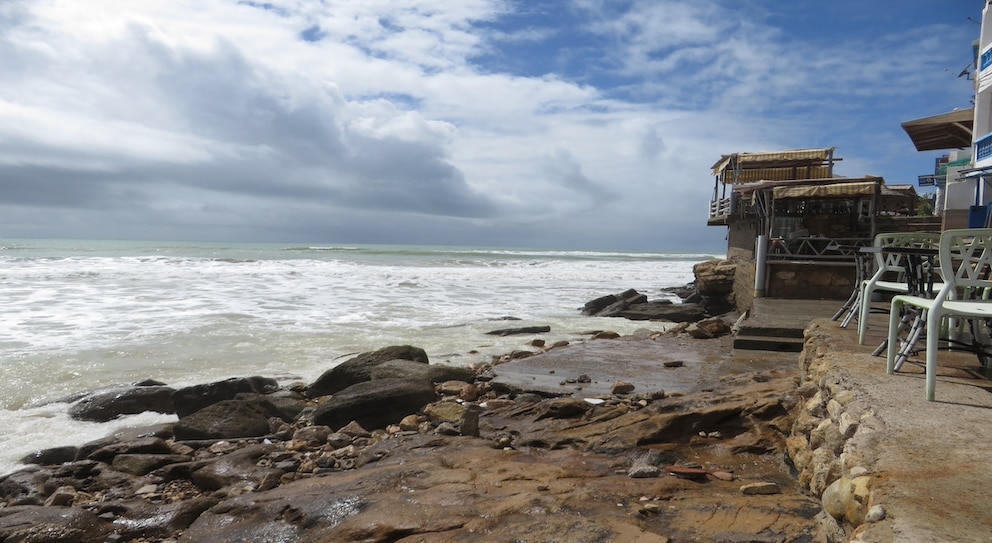 In Taghazout liegen die Restaurants direkt am Wasser