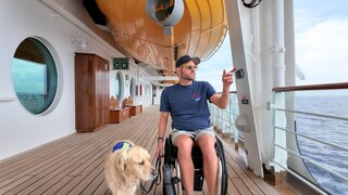 Shane Hryhorec auf einem Kreuzfahrtschiff