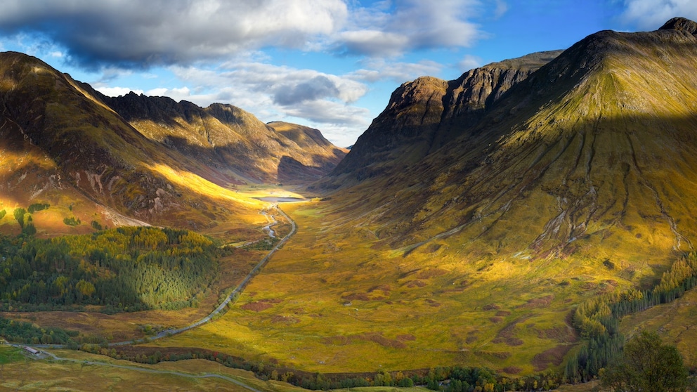 Glencoe ist eines der Highlights auf einem Roadtrip durch Schottland