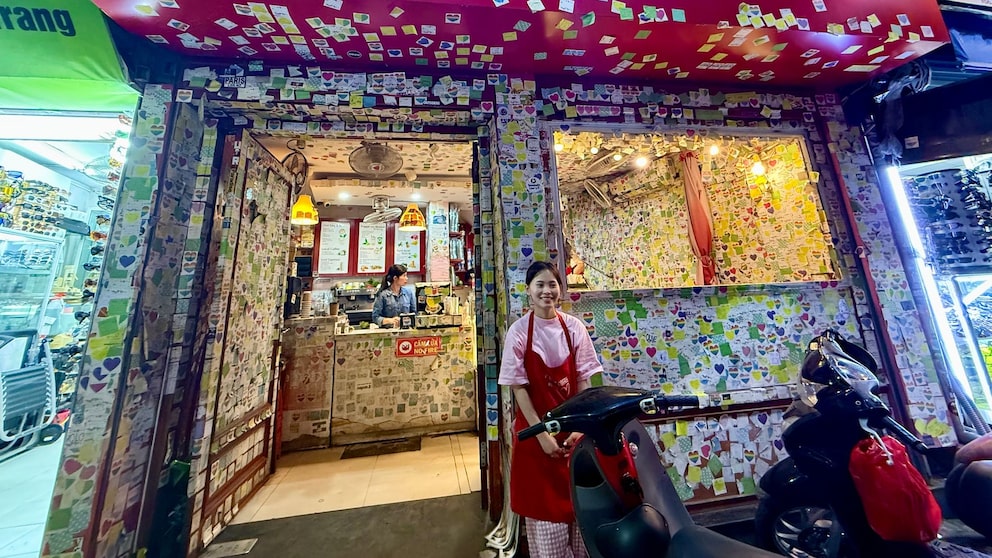 „The Note Coffee“ in Hanoi