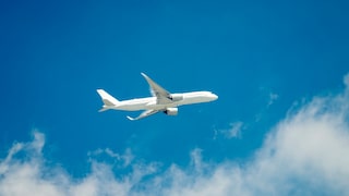 Flugzeug im Himmel