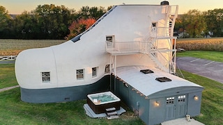 Haines Shoe House