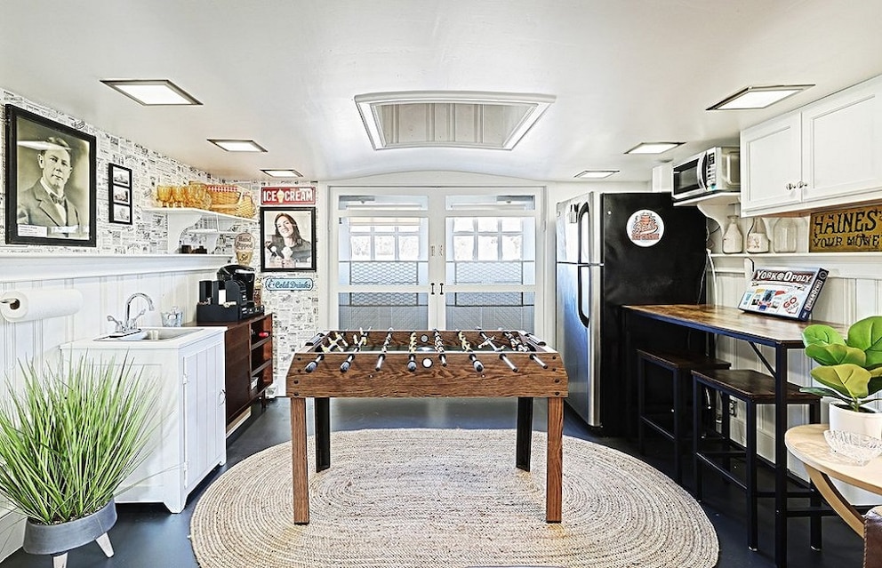 Haines Shoe House