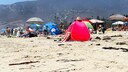 Strandbesucher beim Beach Sprawling