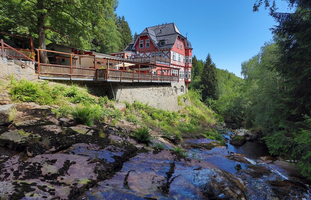 Fl&uuml;sse Harz