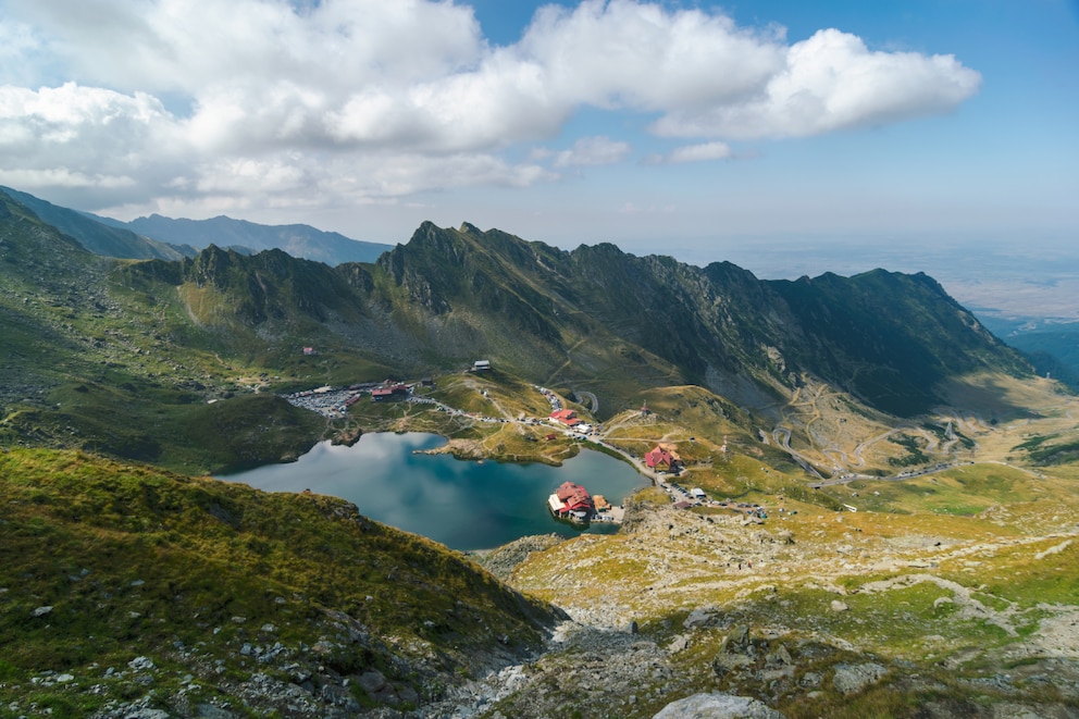 Traumhaft sch&ouml;n ist der B&acirc;lea-See, ein Gletschersee in den S&uuml;dkarpaten