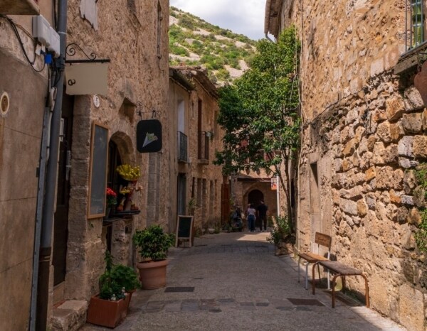 Saint-Guilhem-le-Désert with its narrow streets–which are not suitable for regular traffic