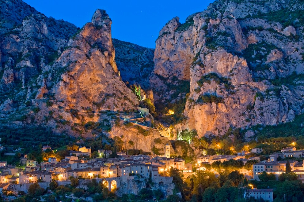 The narrow alleys of Moustiers-Sainte-Marie are best explored on foot