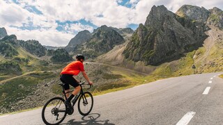 Fahrradfahrer in den französischen Pyrenäen