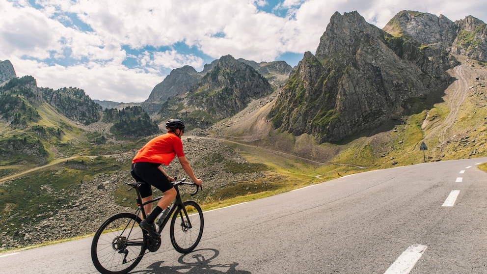 Fahrradfahrer in den französischen Pyrenäen
