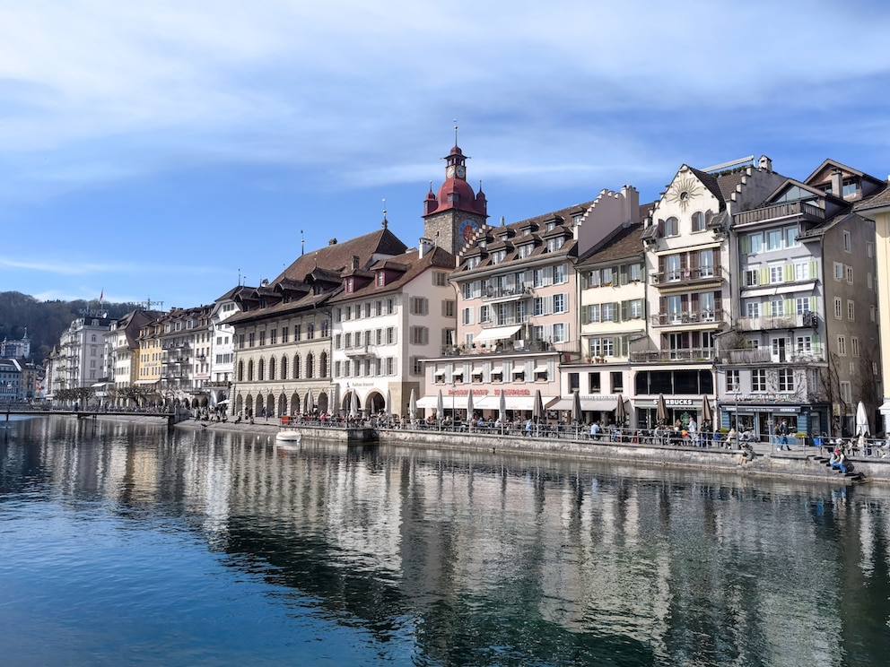 Luzern gewinnt den TRAVELBOOK AWARD f&uuml;r die sch&ouml;nste Altstadt der Schweiz.