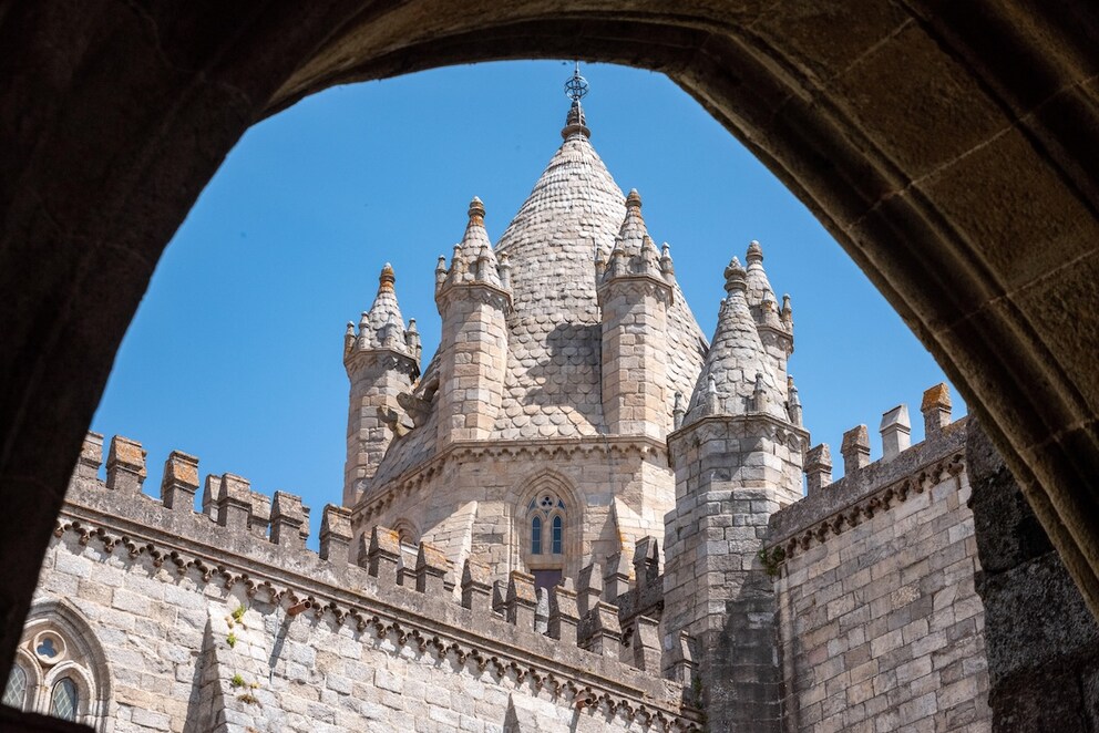 The distinctive tower of Évora Cathedral
