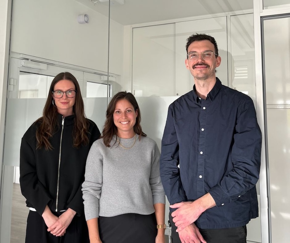 TRAVELBOOK Volont&auml;rin Sarah Bachmann und Co-Redaktionsleiter Yannic Stock trafen Deborah Rothe zum pers&ouml;nlichen Interview