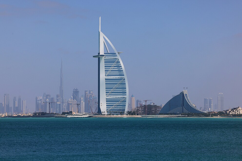 Dubai's iconic Jumeirah Burj Al Arab