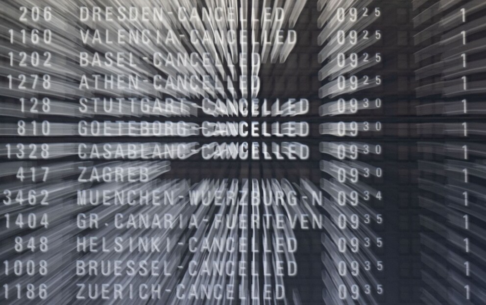 Canceled connections on a display board