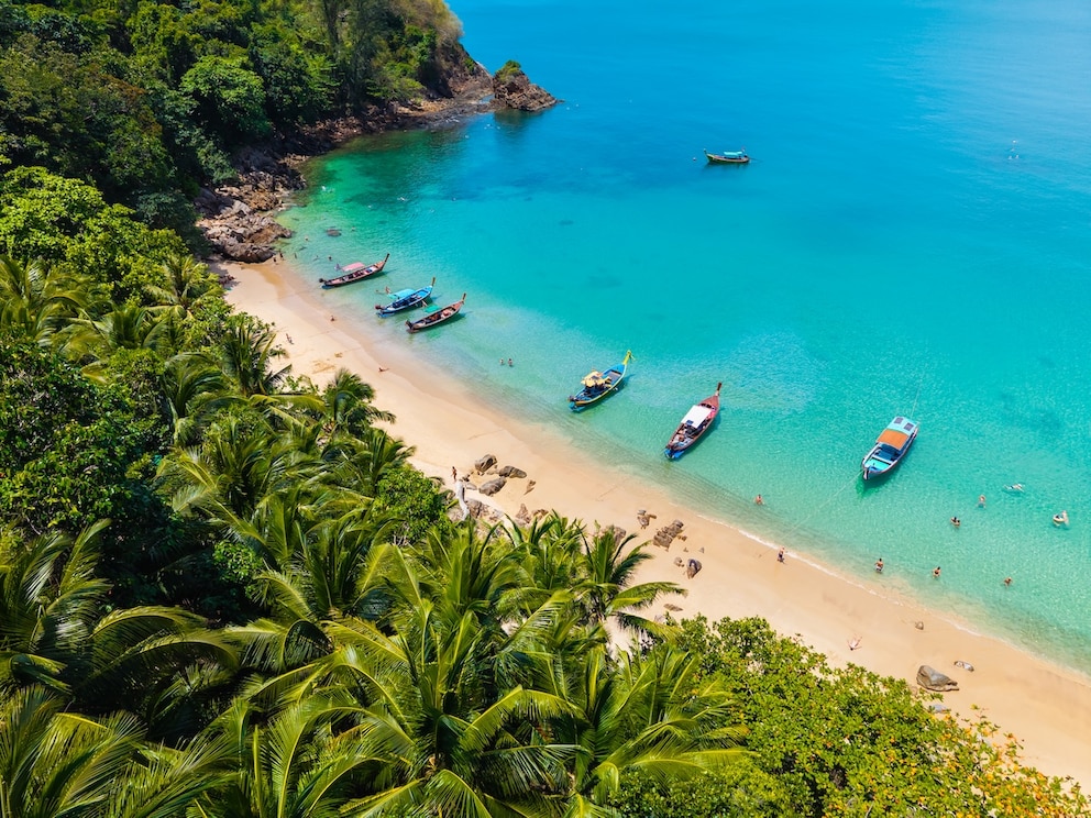 In S&uuml;dthailand herrscht im Dezember Trockenzeit &ndash; wie hier auf dem wundersch&ouml;nen Phuket