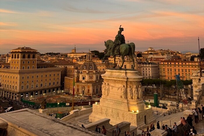 A romantic sunset in Rome is definitely a highlight for a first visit