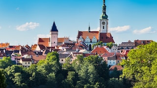 Die Altstadt von Tábor in Südtschechien. Die Stadt wurde im 15. Jahrhundert als eine der wichtigsten Bastionen der hussitischen antikatholischen Bewegung gegründet.