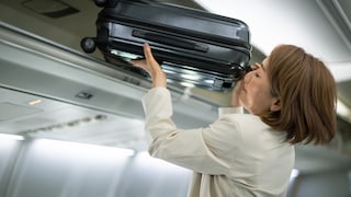 In den USA gibt es jetzt Lockerungen bei den Flüssigkeitsbestimmungen für das Handgepäck – welche das sind, erfahren Sie hier