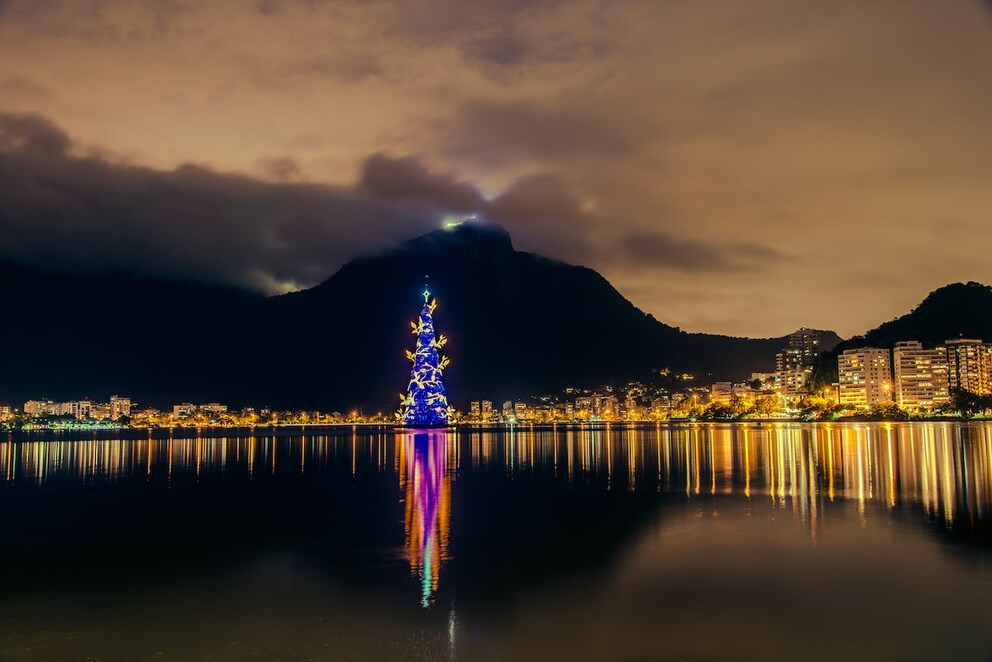 Rio de Janeiro Christmas tree