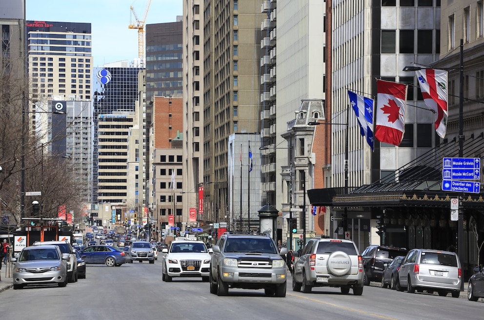Die Sherbrooke Street West in Montr&eacute;al &ndash; hier trifft Eleganz vergangener Zeiten auf kreatives Gro&szlig;stadtflair