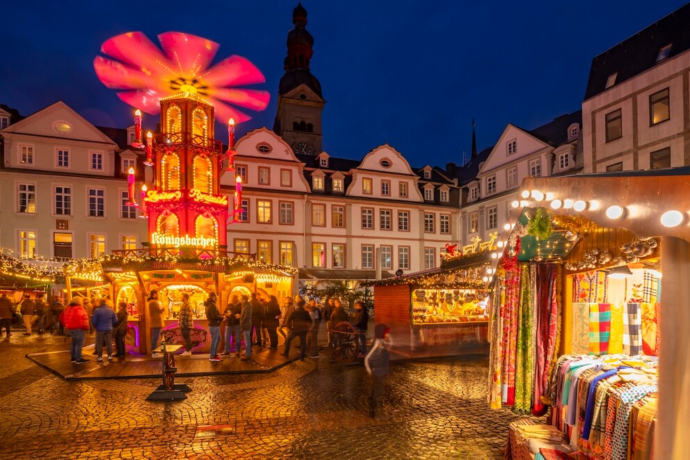 Between the Christmas pyramid and nativity scene, Koblenz offers Advent atmosphere for the whole family