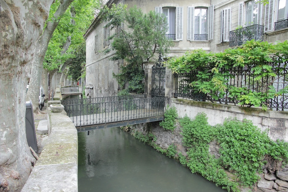 Rue des Teinturiers in Avignon