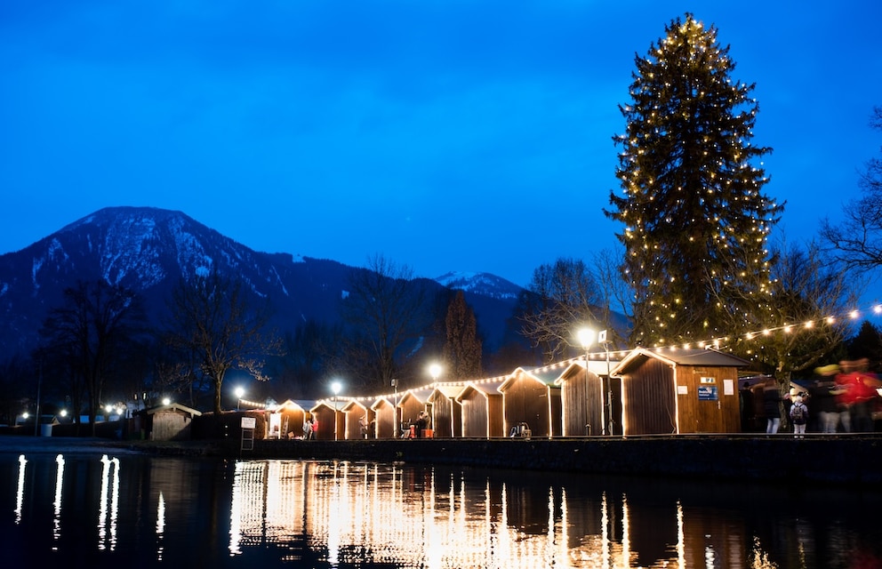 Weihnachtsm&auml;rkte am Wasser