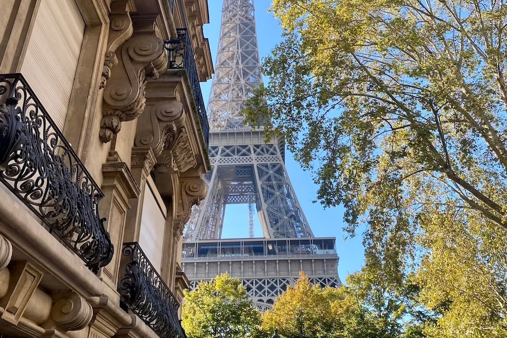 Wer in Paris zu Fu&szlig; unterwegs ist, hat gleich mehrere Vorteile: die sehenswerten Ausblicke und die oft kurzen Wege