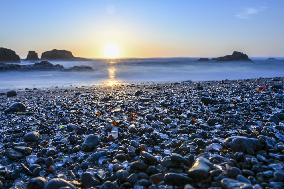 Der Glass Beach in Fort Bragg, Kalifornien