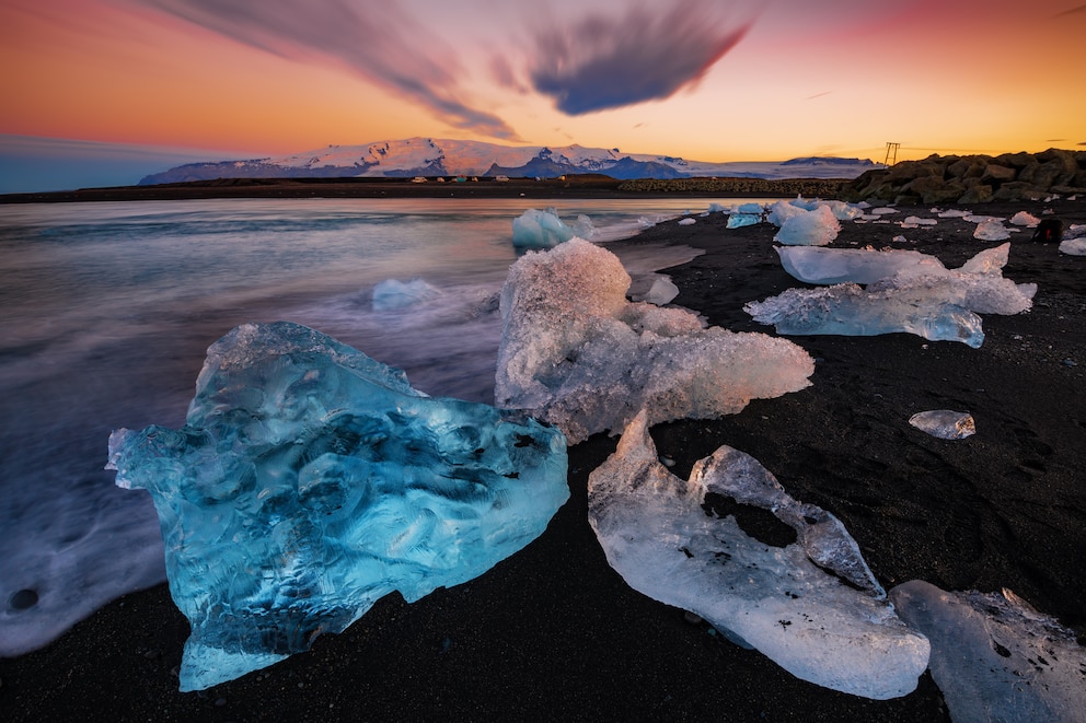Islands Diamond Beach ist laut Fodor's der surrealste Strand der Welt