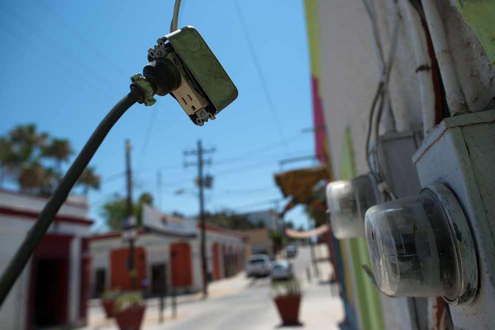 Stromleitungen in Los Cabos