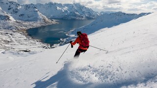 Skifahren mit Blick aufs Wasser? In Norwegen ist das möglich