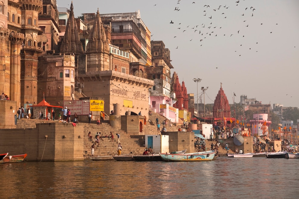 Varanasi verbindet spirituelle Traditionen mit einem lebendigen Stadtalltag
