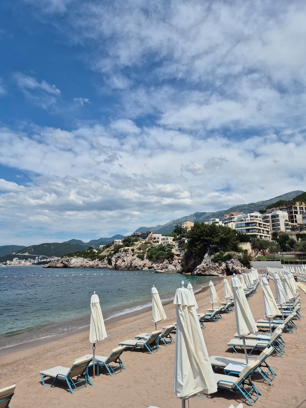 Strandurlaub in Montenegro? Auch das bietet das kleine Balkanland