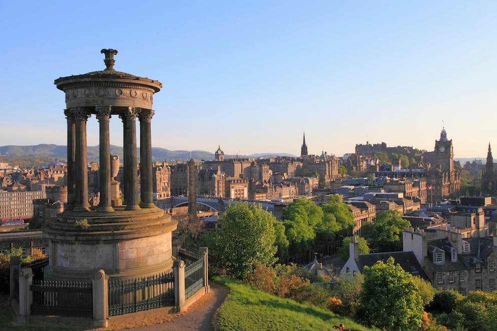 Kein Wunder, dass Einheimische ihre Stadt lieben: Edinburgh ist absolut sehenswert