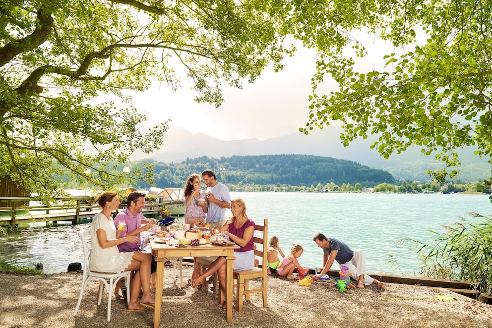 Am See lässt es sich doch gleich doppelt so schön frühstücken