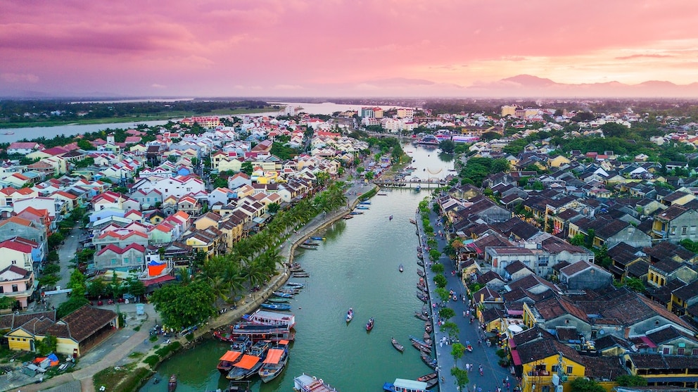 Hoi An mit seinen bunten Fassaden ist auch als &bdquo;Schneiderstadt&ldquo; bekannt