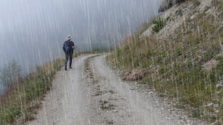 Regen ist normalerweise ein Stimmungskiller auf jeder Reise. Unser Autor lernte kürzlich, auch solches Wetter richtig zu genießen.
