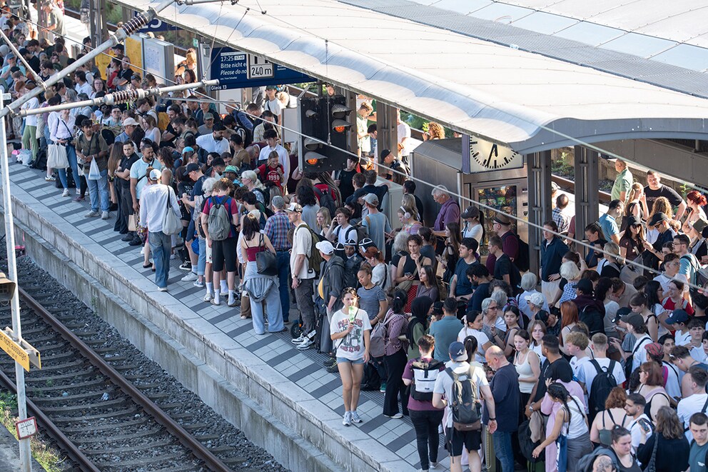 Crowds waiting at Bremen Central Station–considered the worst train station in Europe
