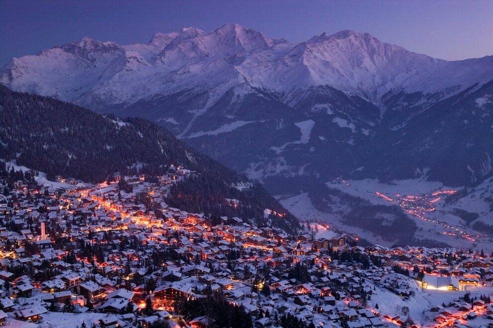 Evening atmosphere in wintery Verbier
